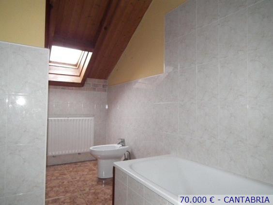 Se vende piso de 4 habitaciones en Castañeda Cantabria